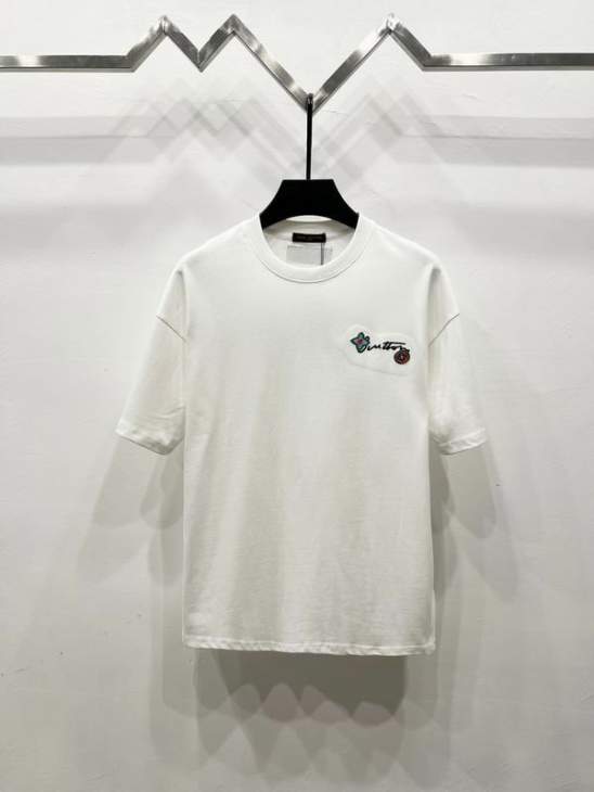 Picture of Louis Vuitton T Shirts Short _SKULVS-XLqqtx347224